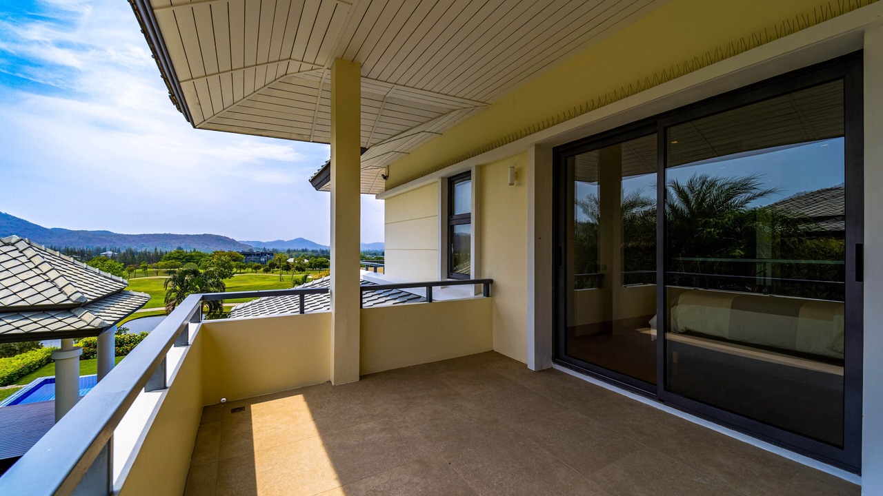Photo of Patio Balcony in Hin Lek Fai
