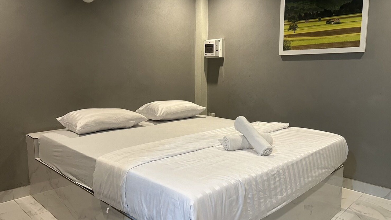 Photo of Bedroom in Tha Chana