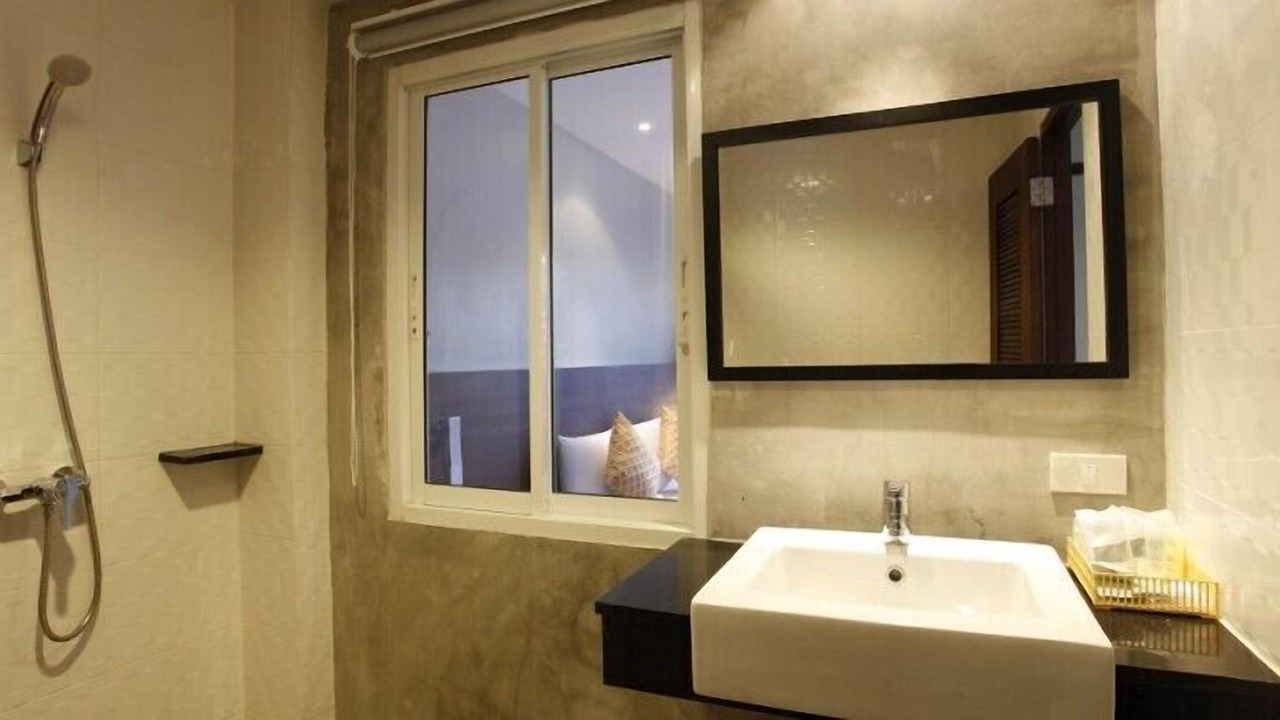 Photo of Bathroom in Koh Kaew
