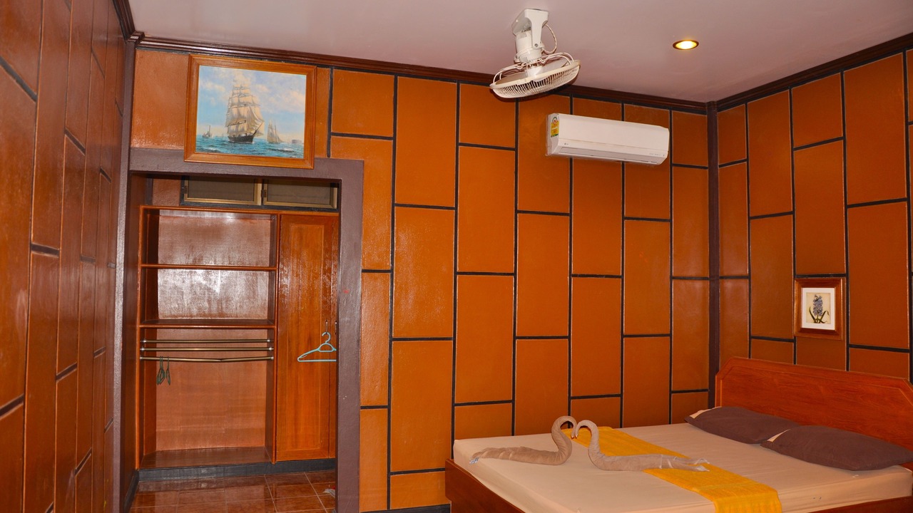 Photo of Bedroom in Haad Rin