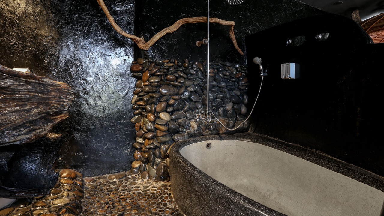 Photo of Bathroom in Thapae