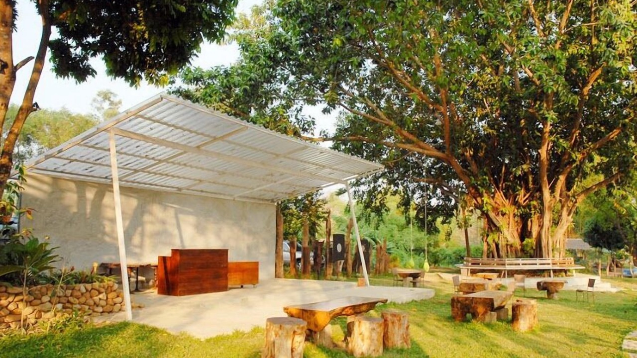 Photo of Patio Balcony in Tha Sao