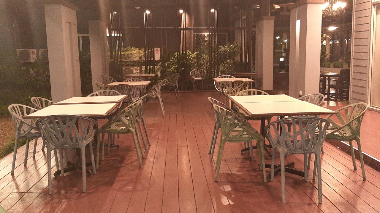 Photo of Others in Khanna Yao