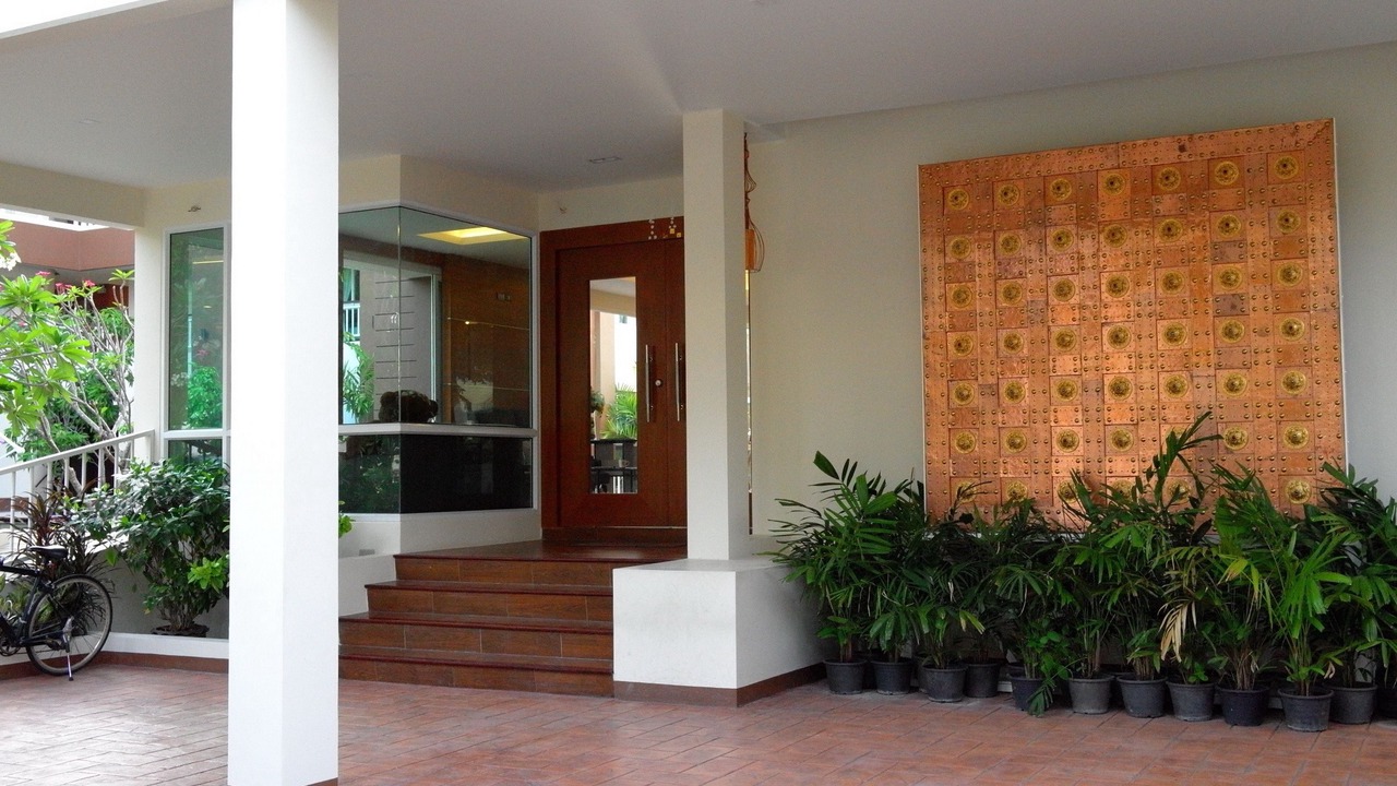 Photo of Outdoor in Saphan Sung