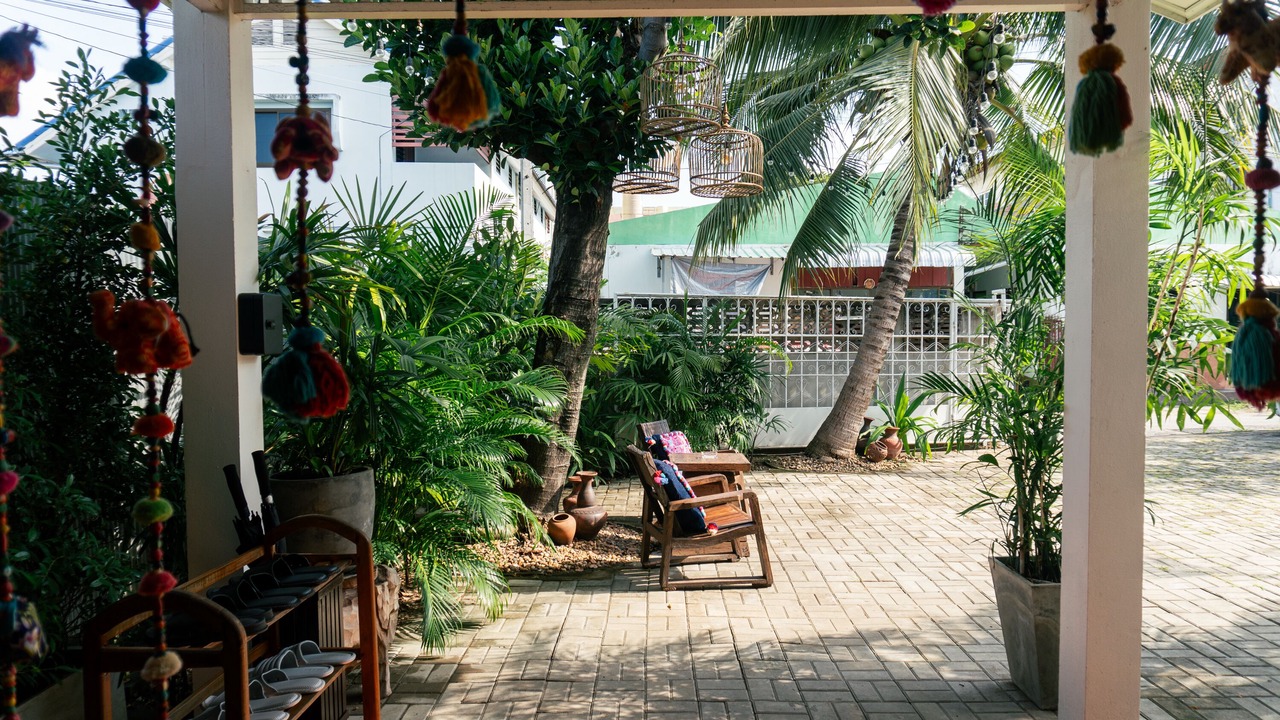 Photo of Outdoor in Wua Lai