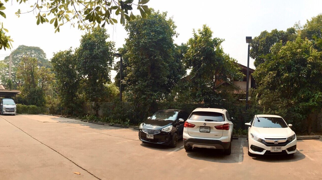 Photo of Outdoor in Pa Maet