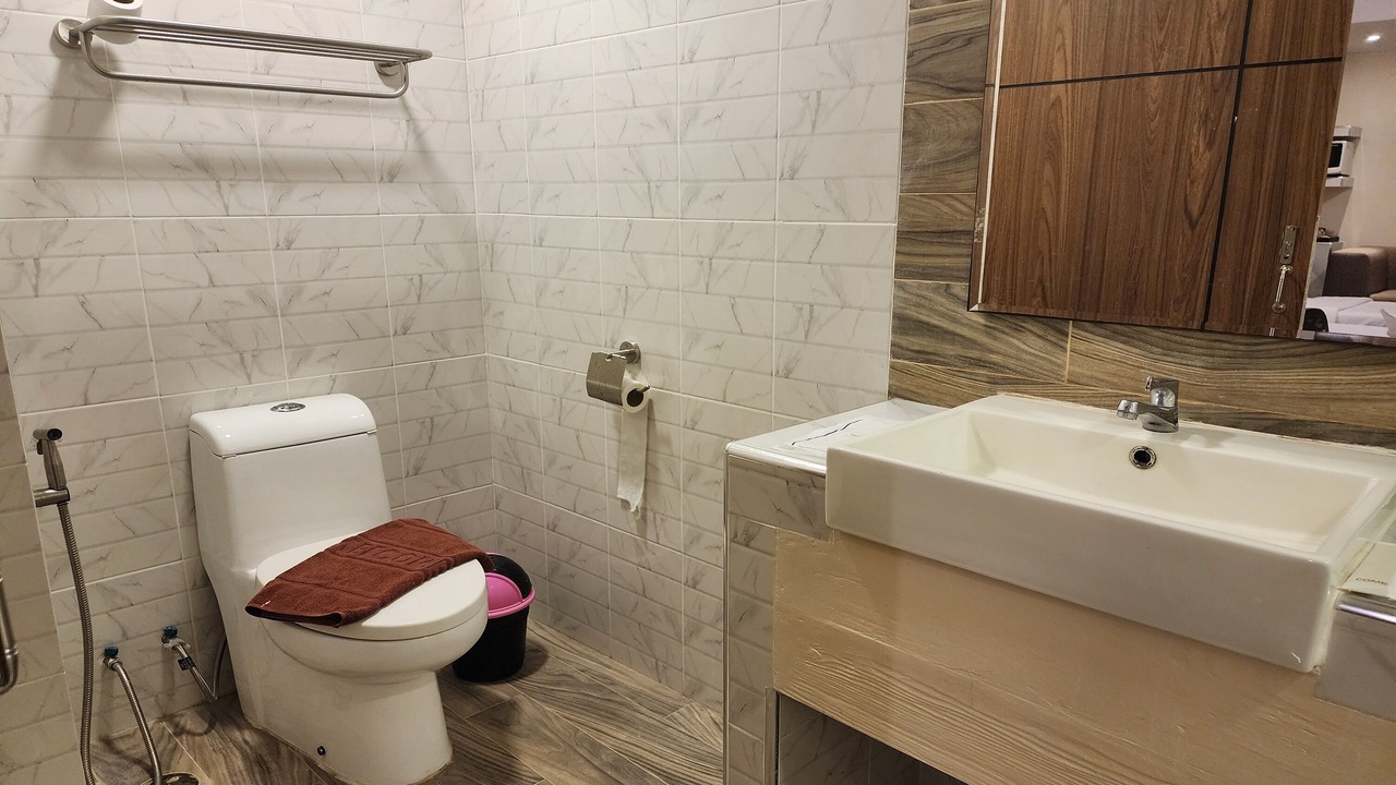 Photo of Bathroom in Mueang Samut Prakan District