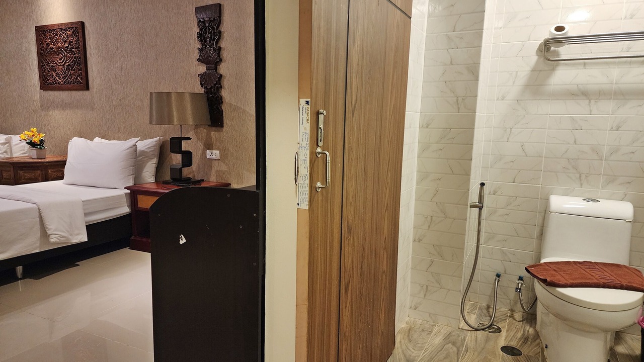 Photo of Bathroom in Mueang Samut Prakan District