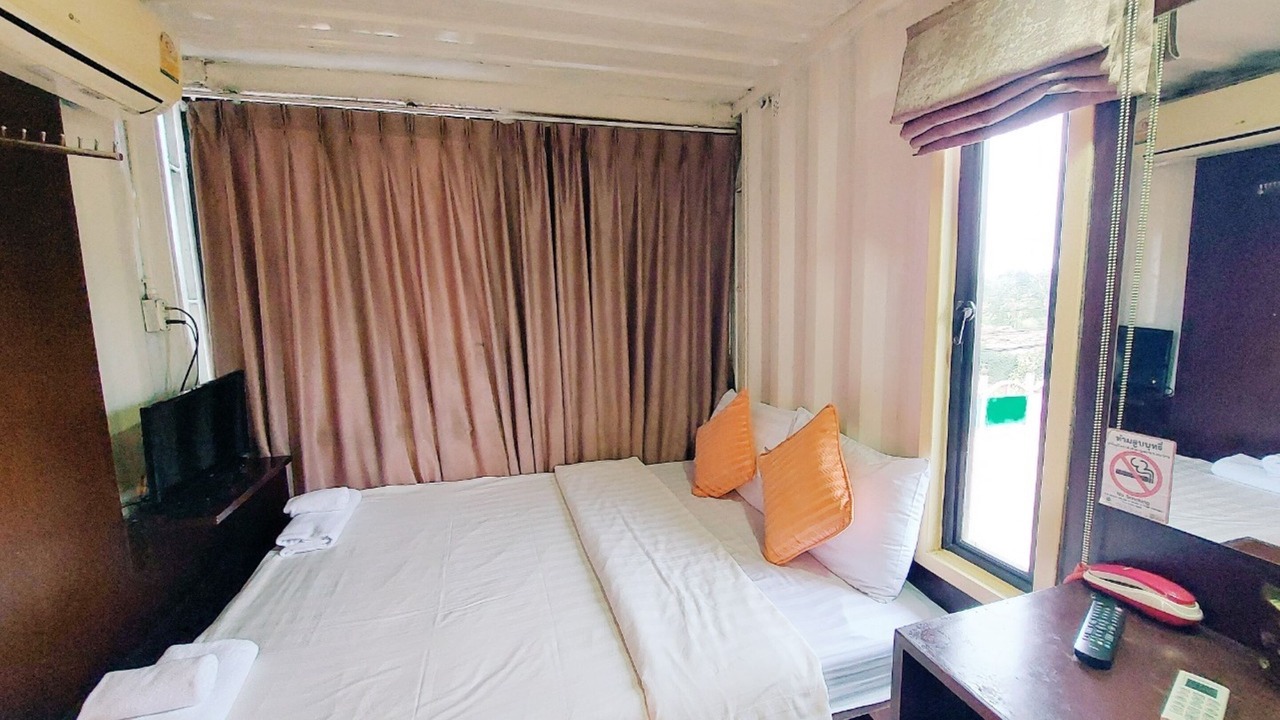 Photo of Bedroom in Chumphon