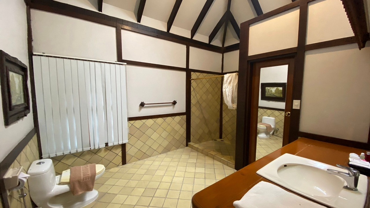 Photo of Bathroom in Pong Yaeng