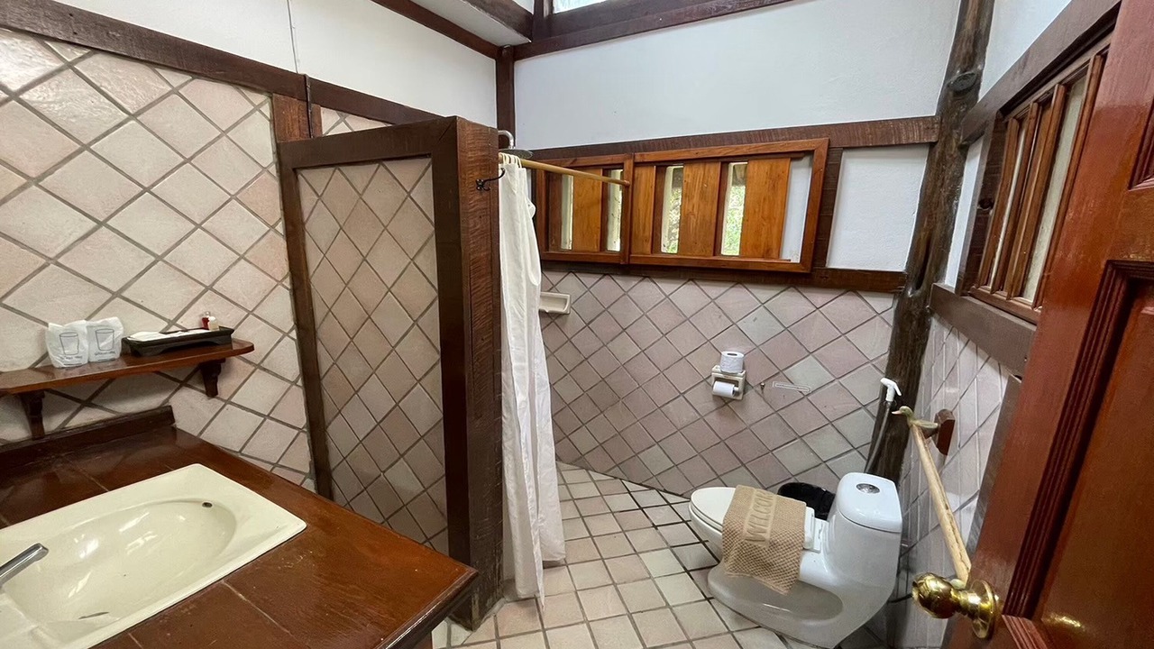 Photo of Bathroom in Pong Yaeng