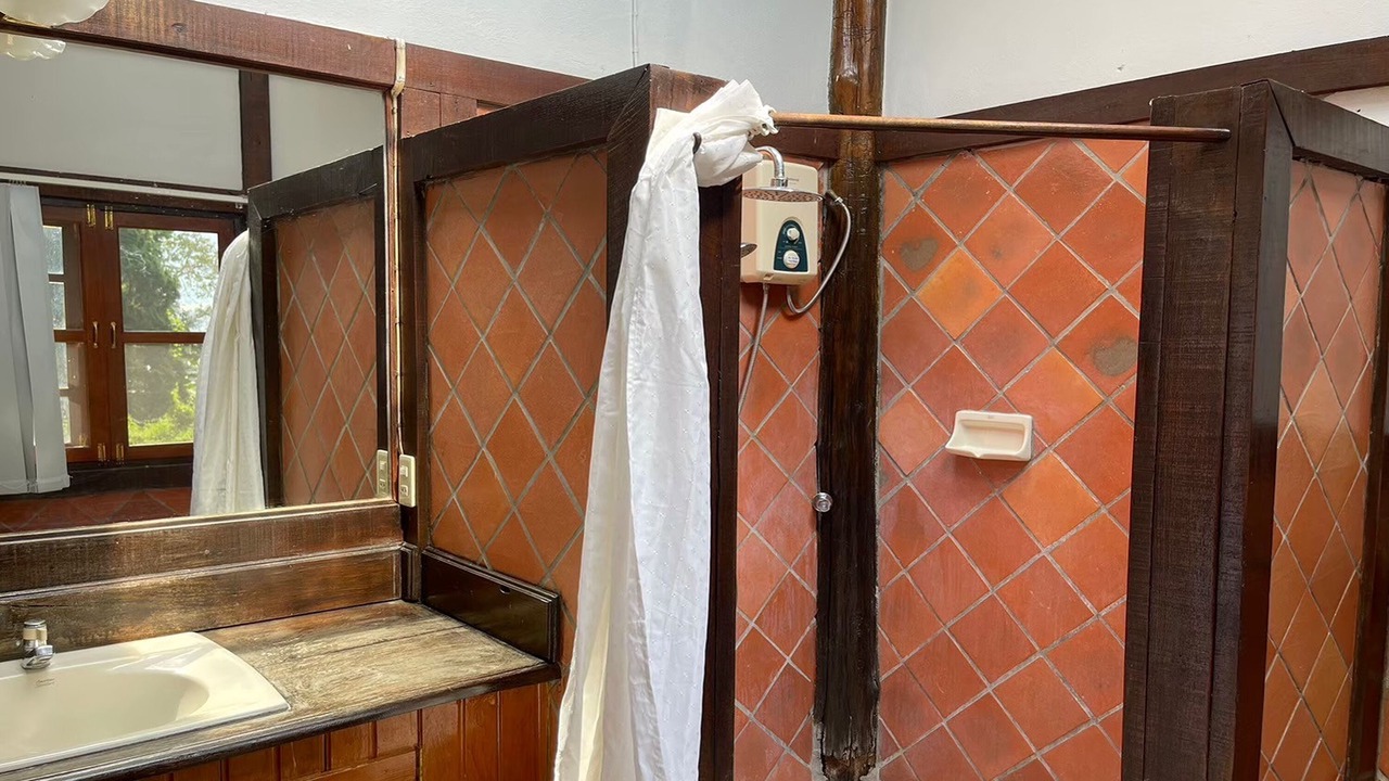 Photo of Bathroom in Pong Yaeng