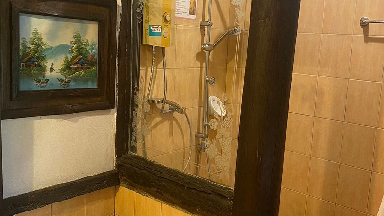 Photo of Bathroom in Pong Yaeng