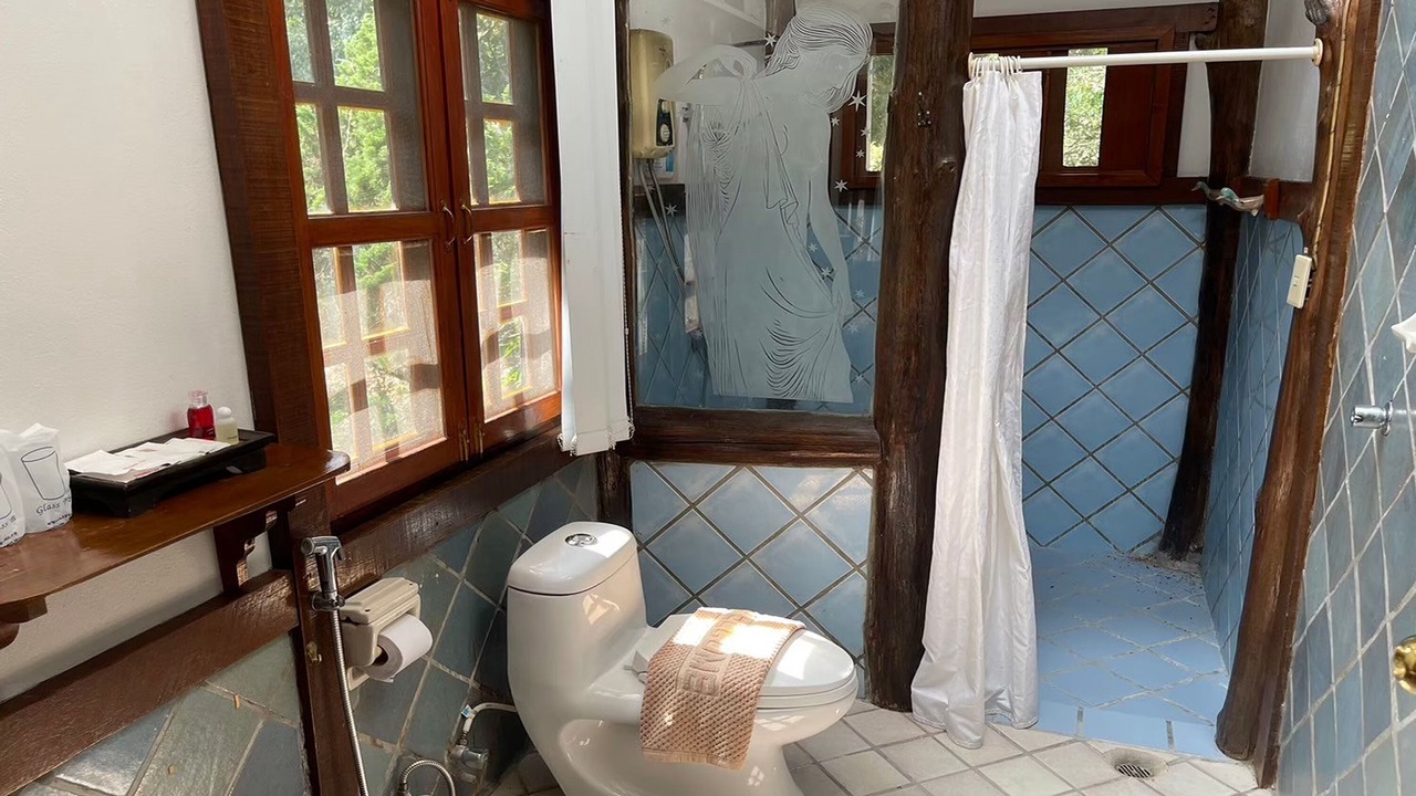 Photo of Bathroom in Pong Yaeng