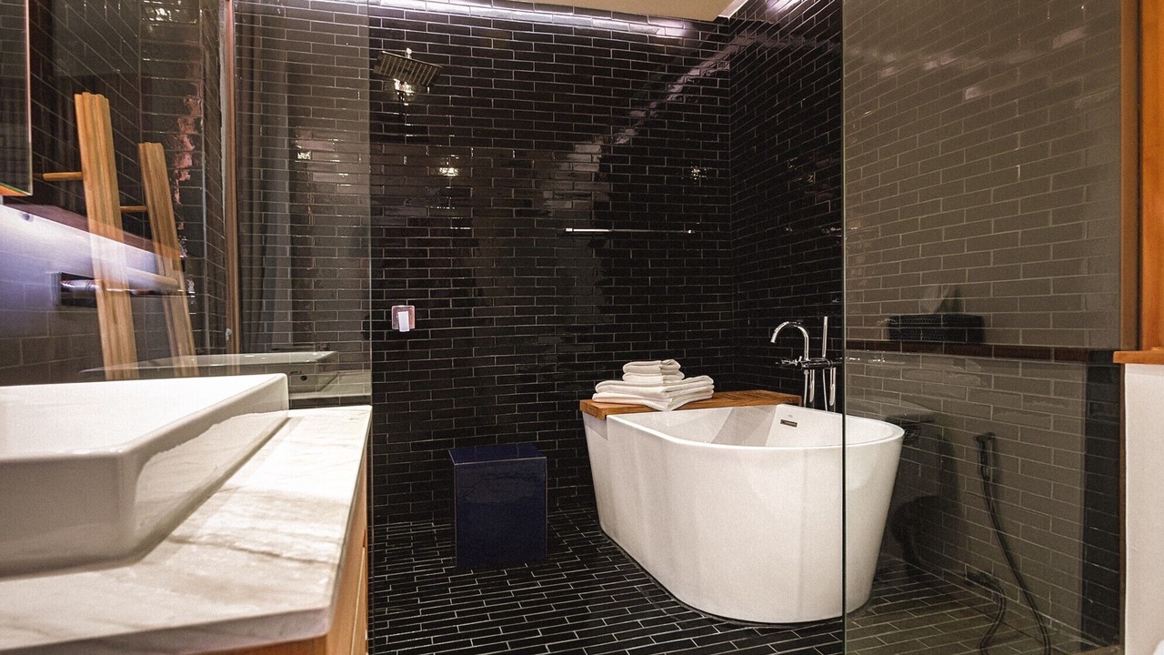 Photo of Bathroom in Sichon