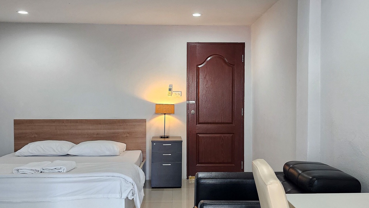 Photo of Bedroom in Bang Chalong
