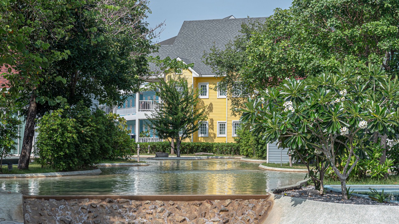 Photo of Outdoor in Sanamchai