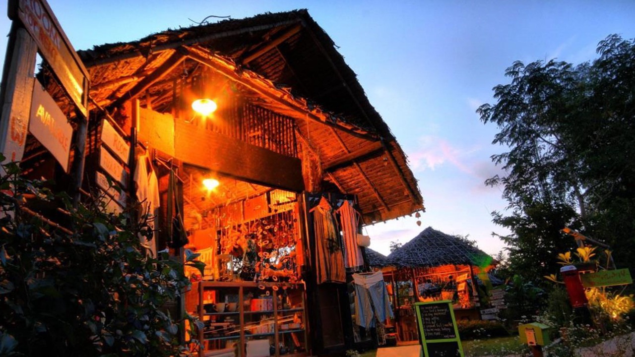 Photo of Buildings in Pai