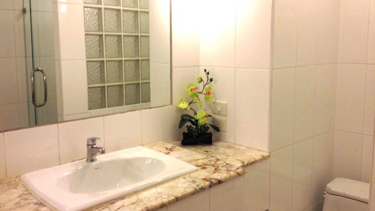 Photo of Bathroom in Nai Mueang