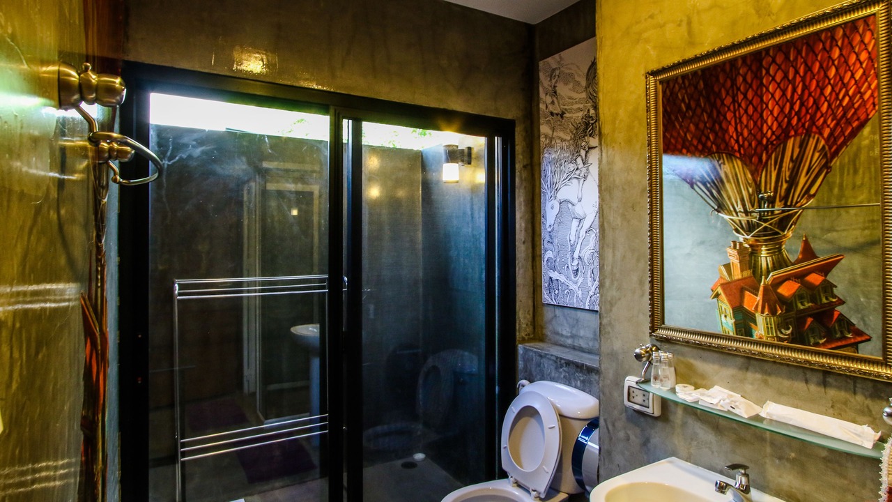 Photo of Bathroom in Phaya Yen