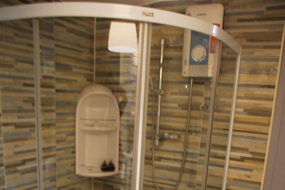 Photo of Bathroom in Puk Tian