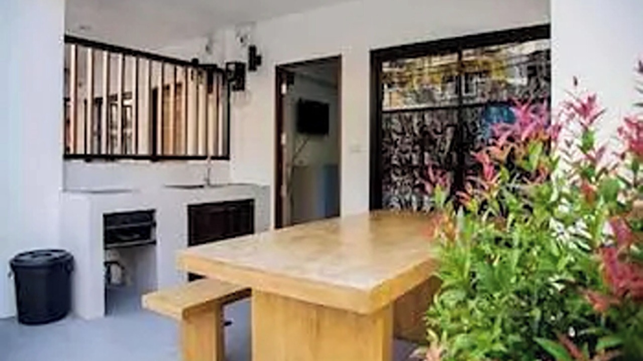 Photo of Bedroom in Ban Bang Saen