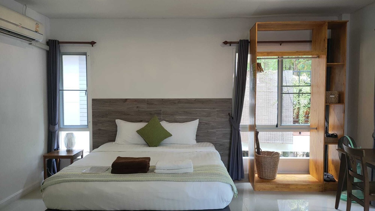 Photo of Bedroom in Srithanu