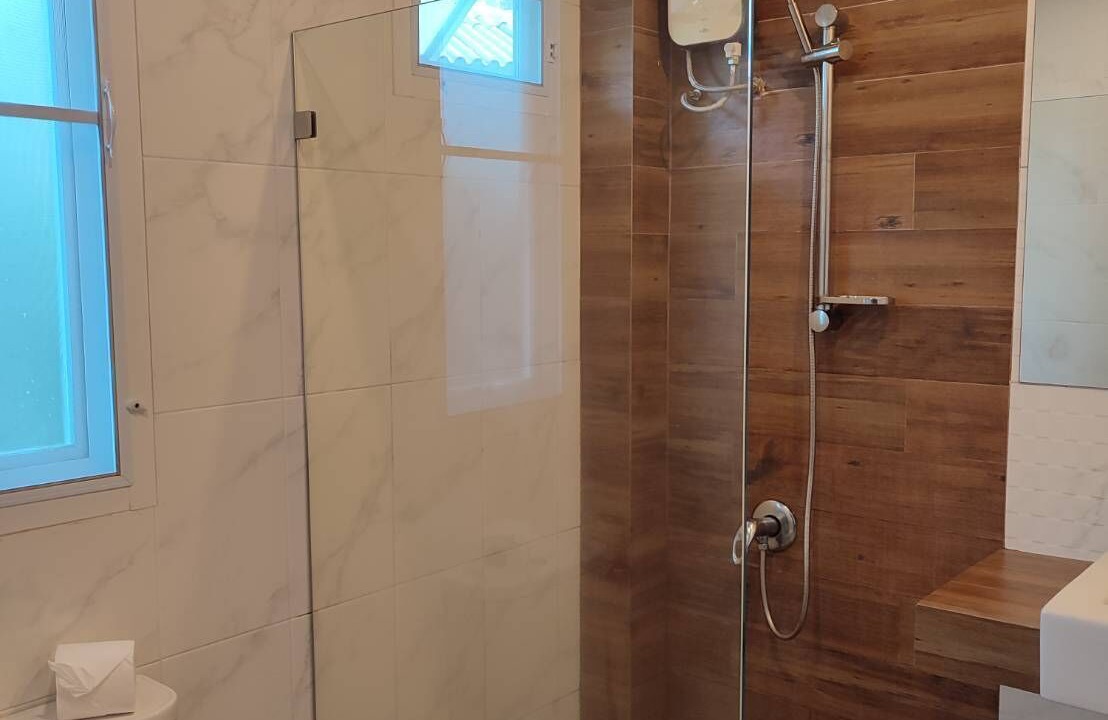 Photo of Bathroom in Srithanu