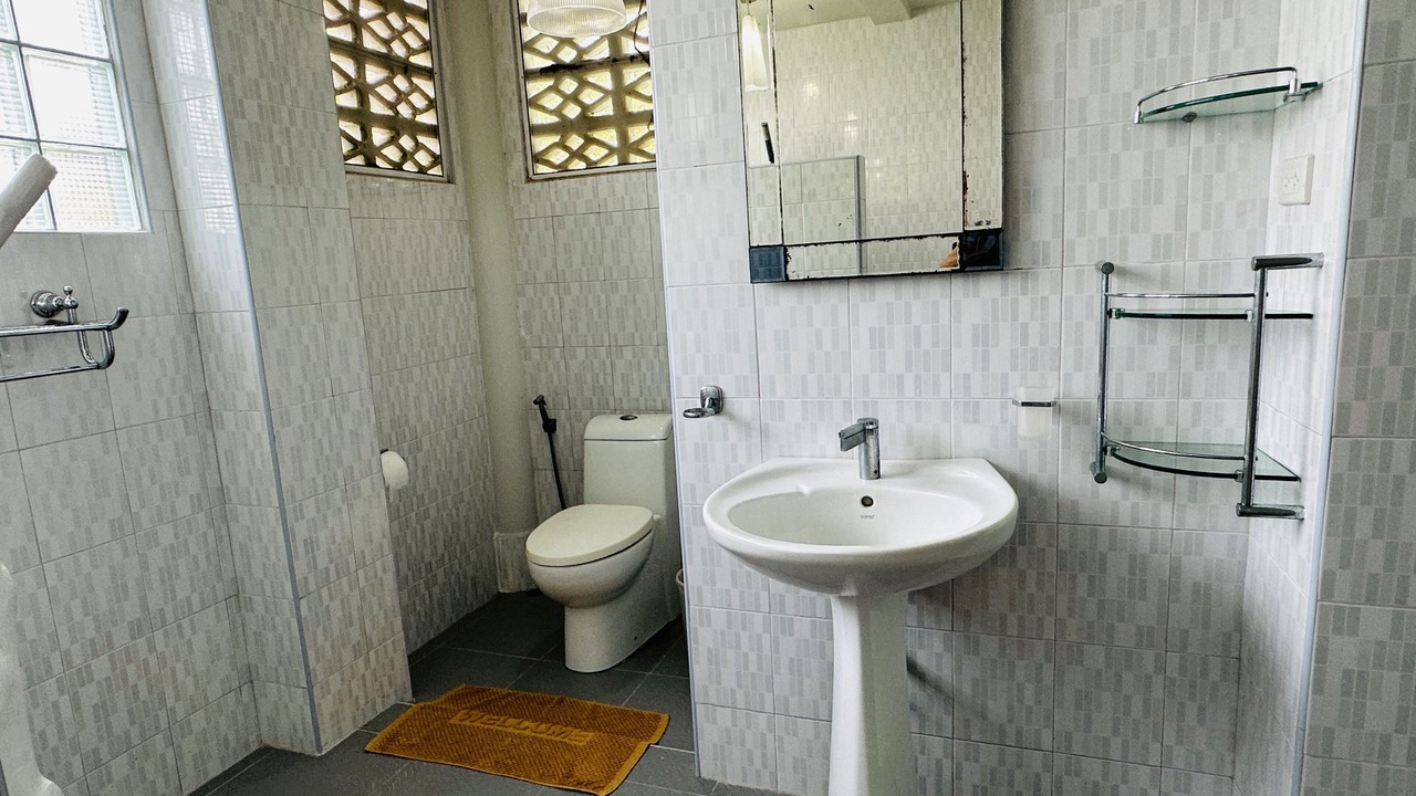 Photo of Bathroom in Mai Rut