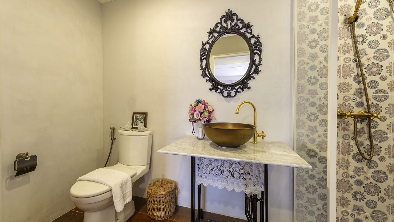 Photo of Bedroom in Wat Bowon Niwet