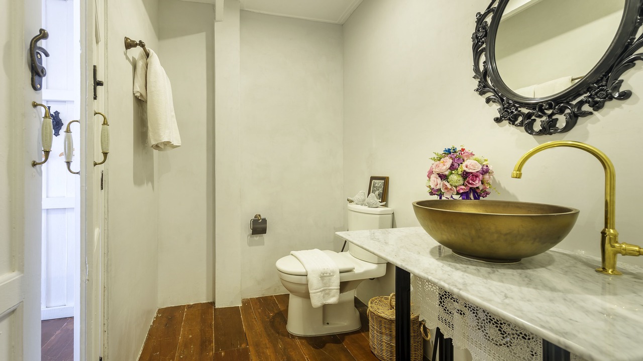 Photo of Bathroom in Wat Bowon Niwet
