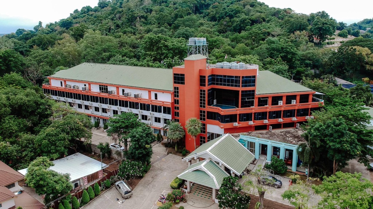 Photo of Buildings in Nakhon Sawan