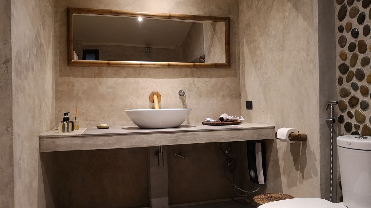 Photo of Bathroom in Nang Lae