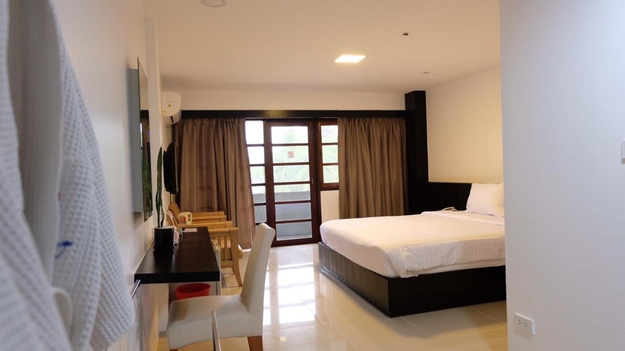 Photo of Bedroom in Ban Bang Saen