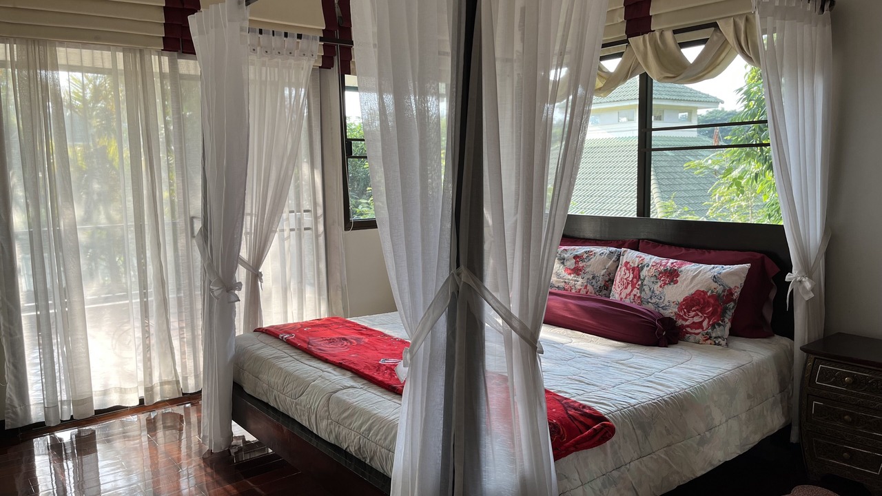 Photo of Bedroom in Su Thep