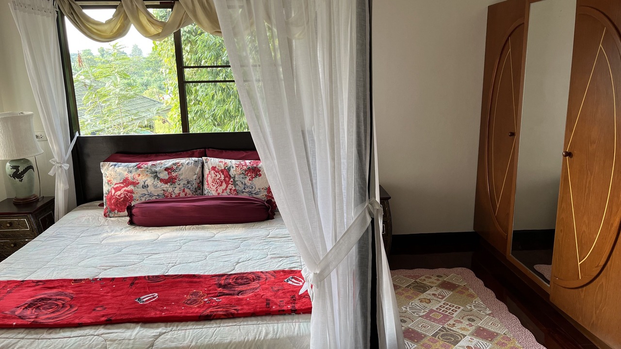 Photo of Bedroom in Su Thep