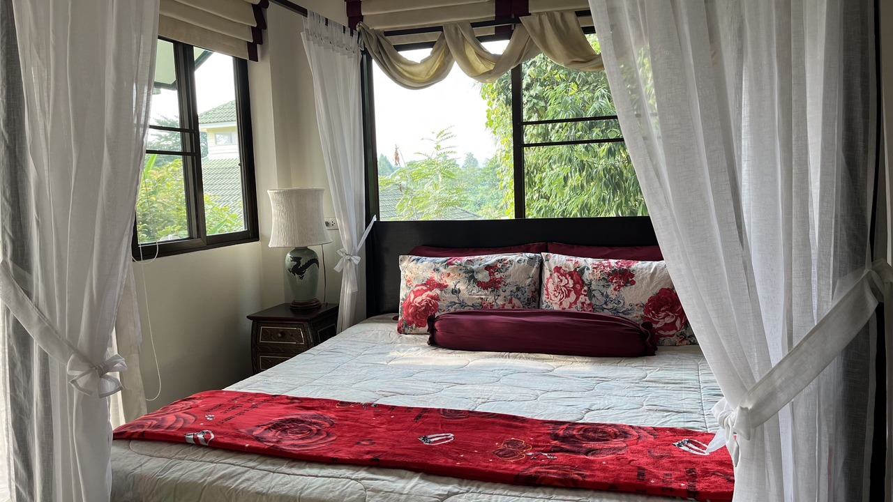 Photo of Bedroom in Su Thep