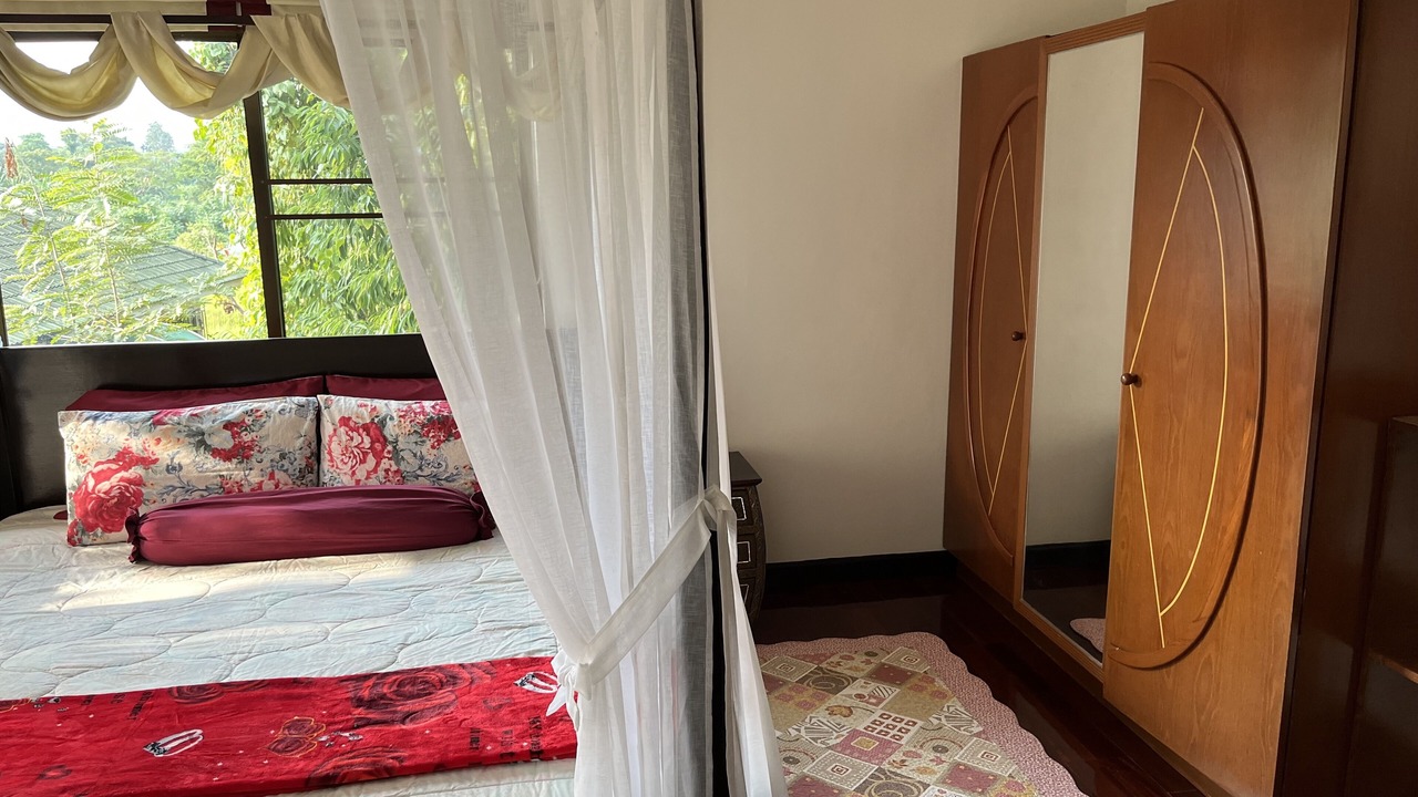 Photo of Bedroom in Su Thep