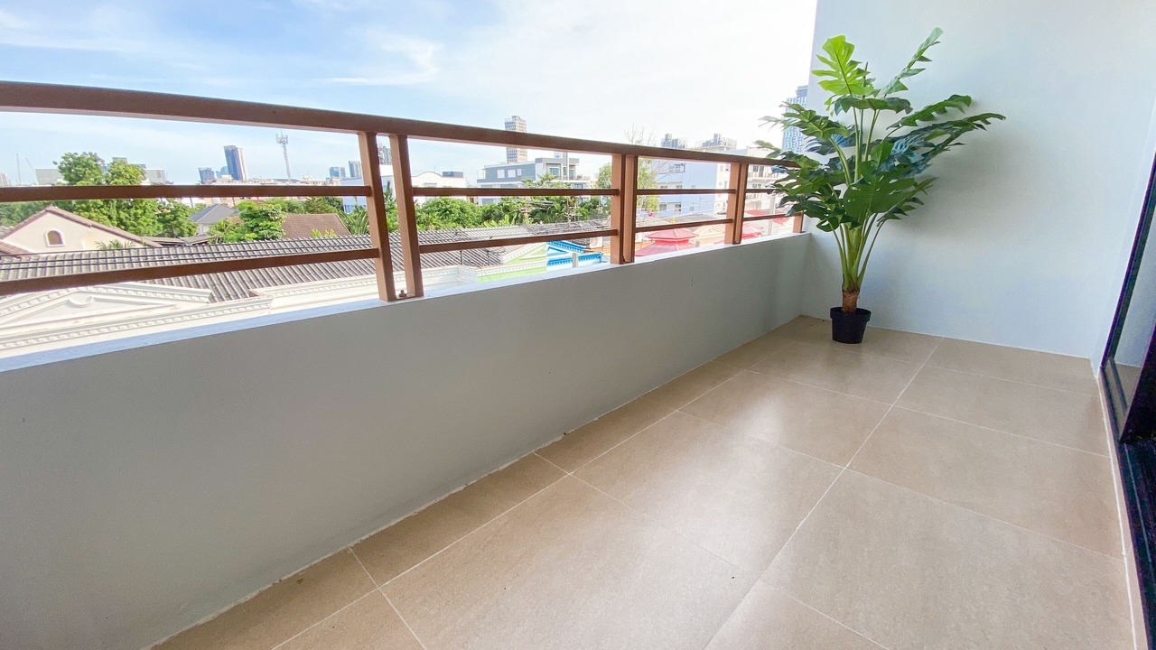 Photo of Patio Balcony in Suan Luang