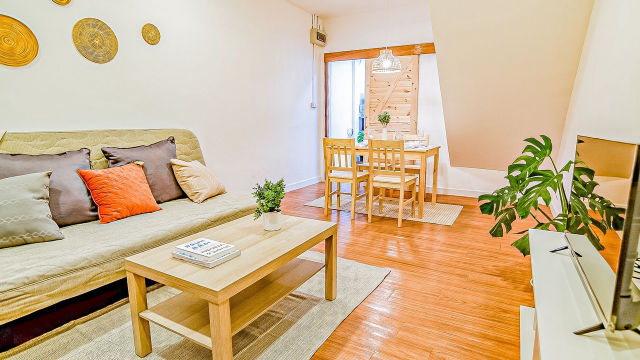 Photo of Livingroom in Chang Moi