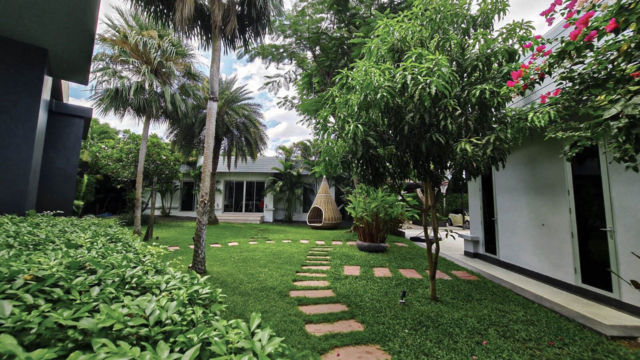 Photo of Outdoor in Hin Lek Fai