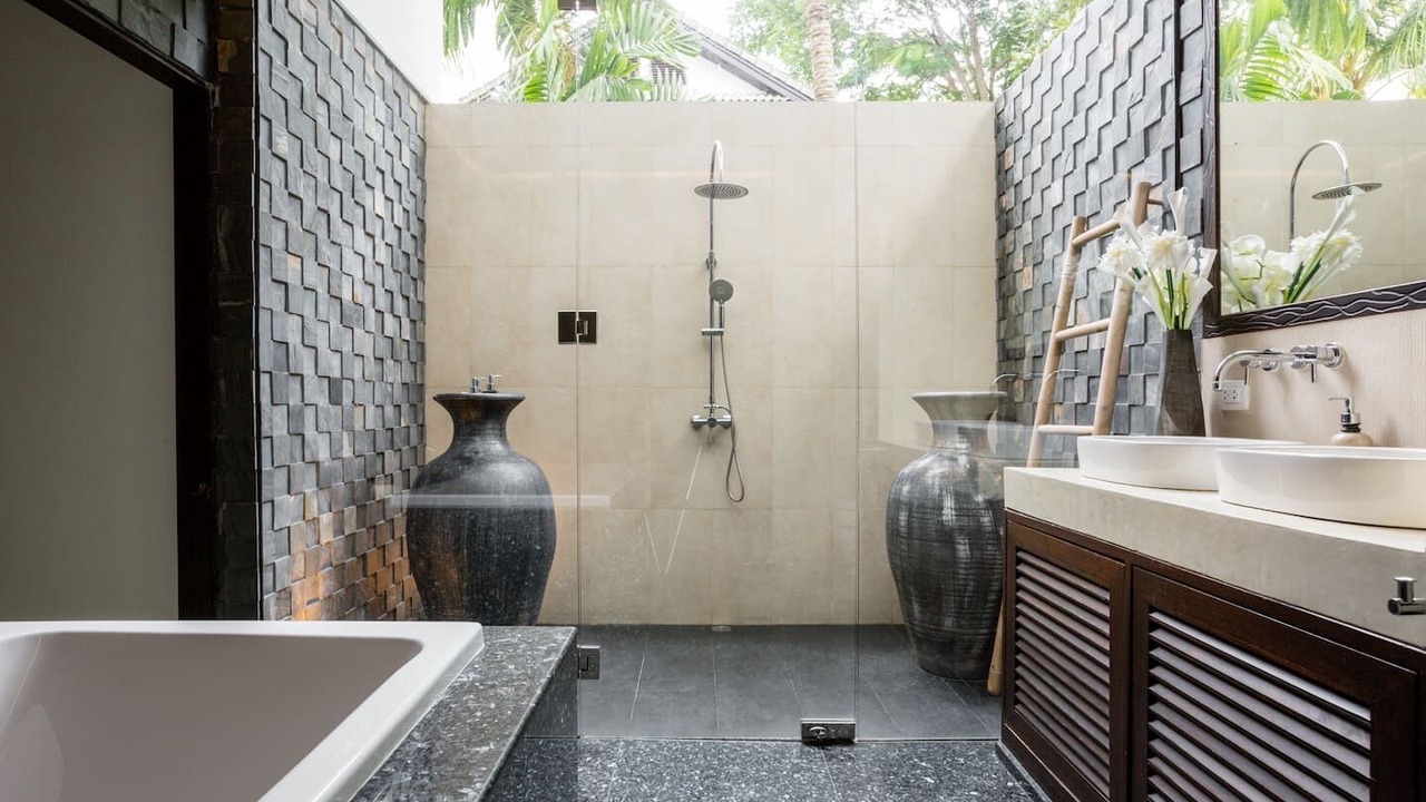 Photo of Bathroom in Wichit