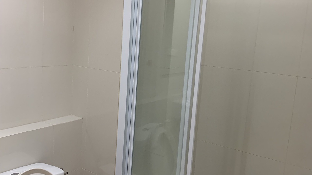 Photo of Bathroom in Pong