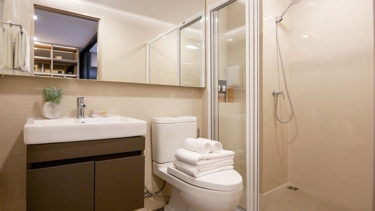 Photo of Bathroom in Khlong Toei
