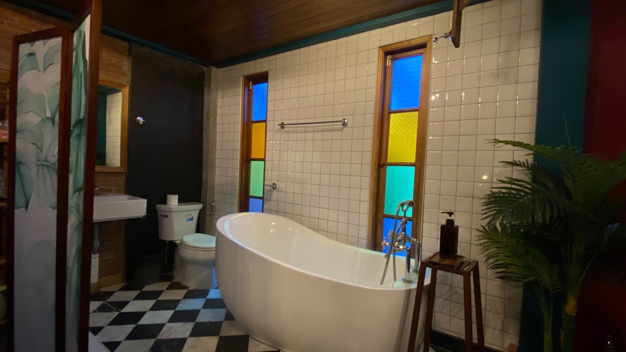 Photo of Bathroom in Khlong Tan Nuea