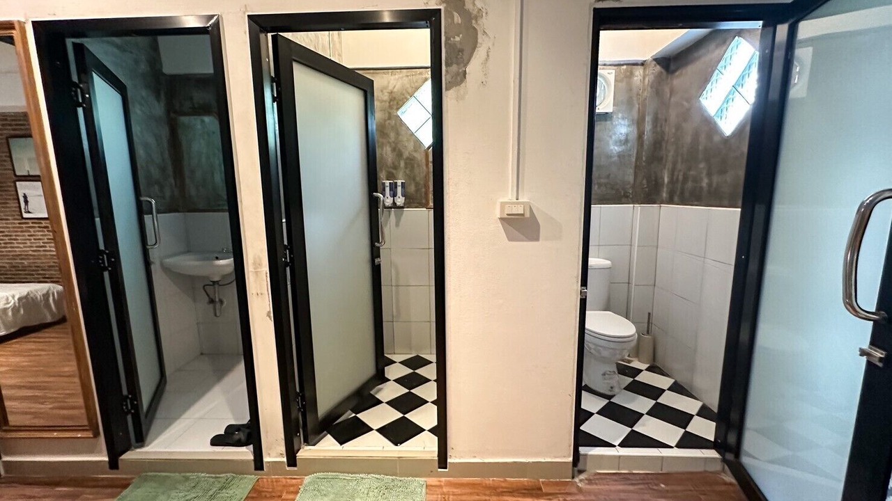 Photo of Bathroom in Khlong Tan Nuea