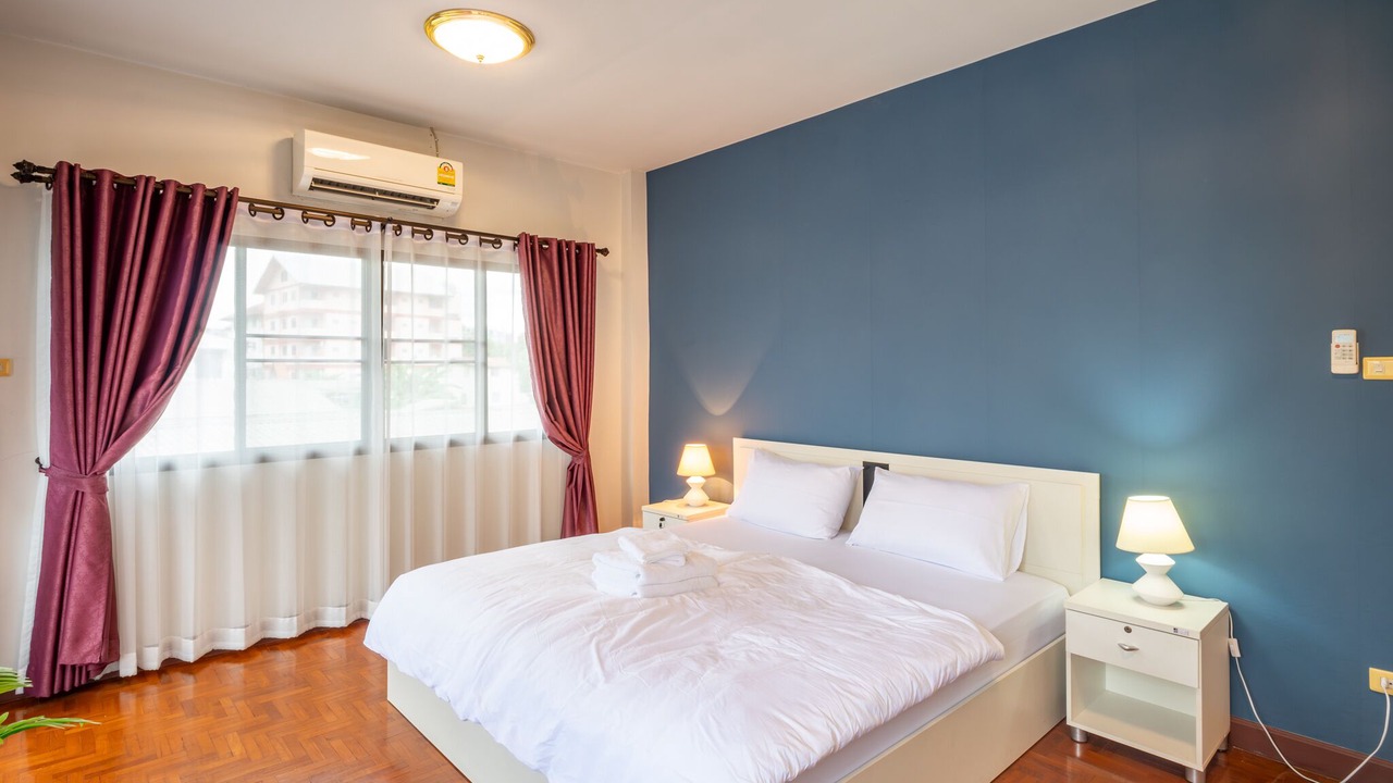 Photo of Bedroom in Wua Lai