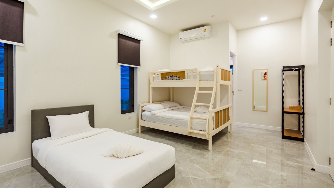 Photo of Bedroom in Cha-am
