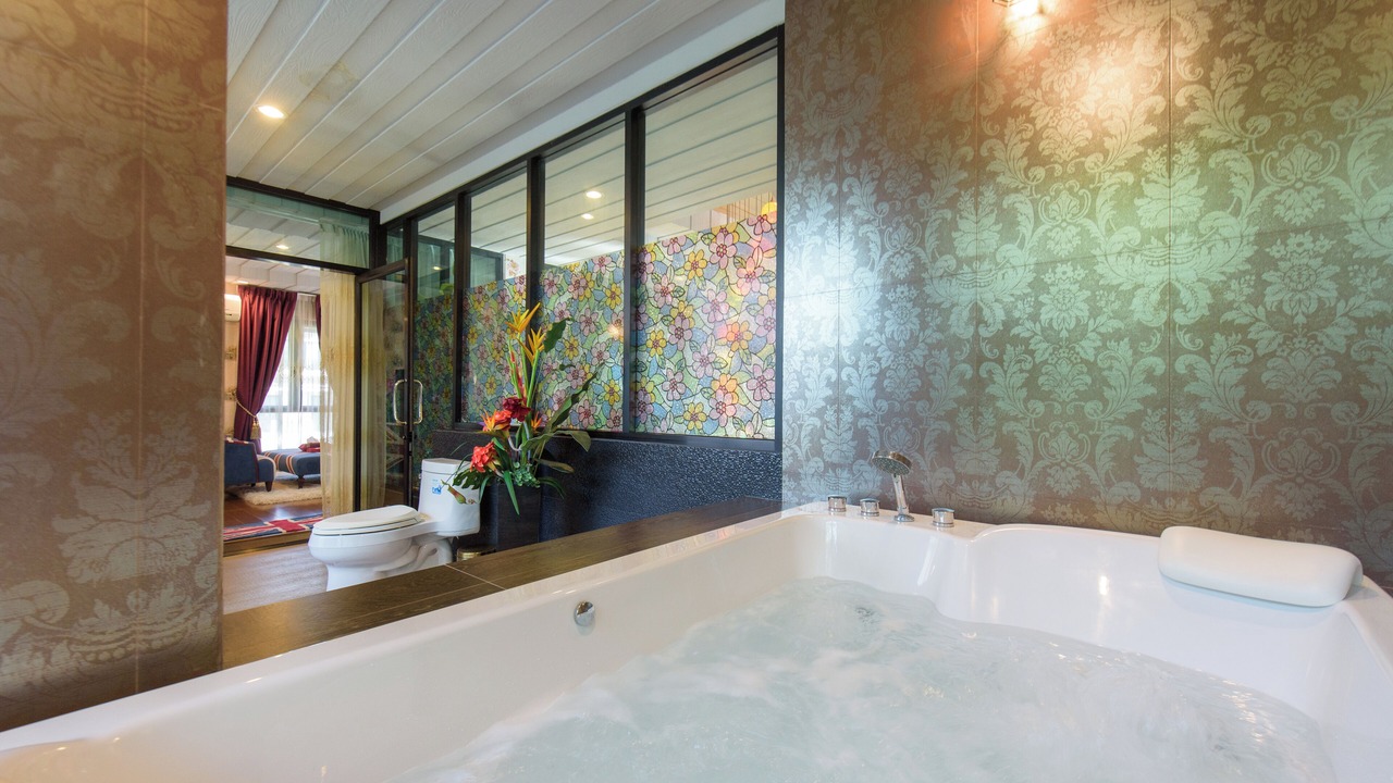 Photo of Bathroom in Phaya Yen