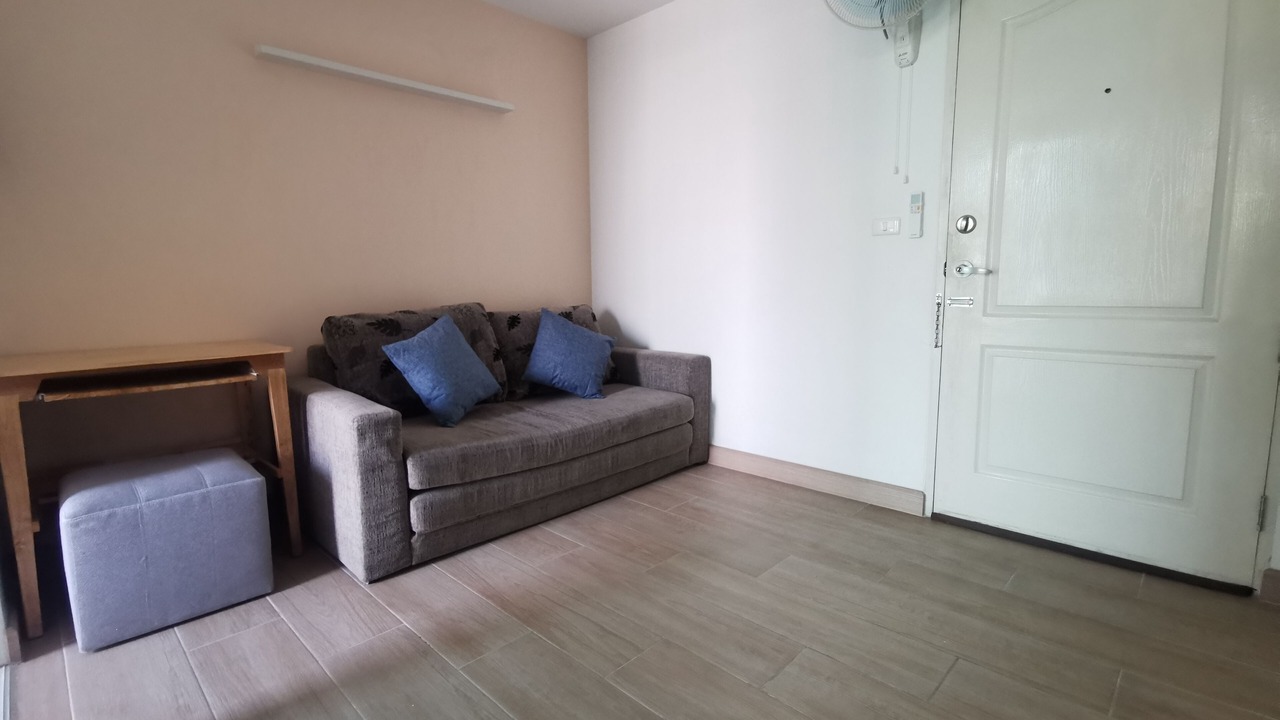 Photo of Livingroom in Chom Phon